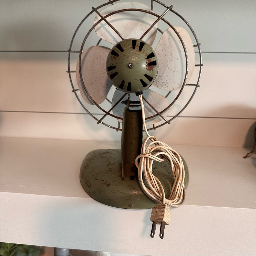 Superior Electric Products Corp. Vintage Desk fan green base tested - Picture 5 of 11